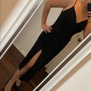 Black body wrap midi dress